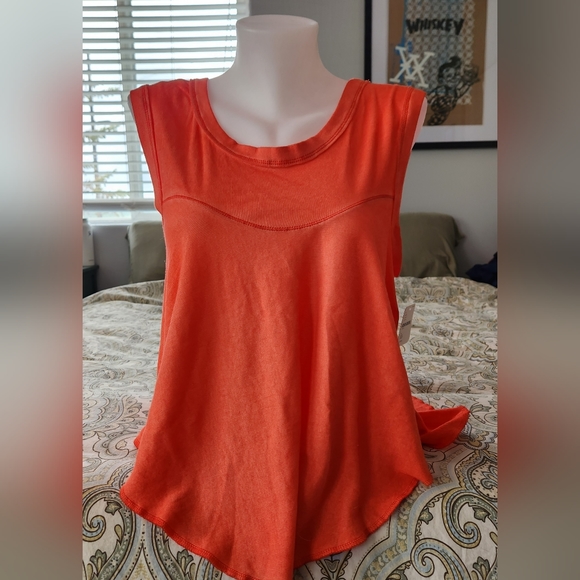 Free People tank - Picture 1 of 6